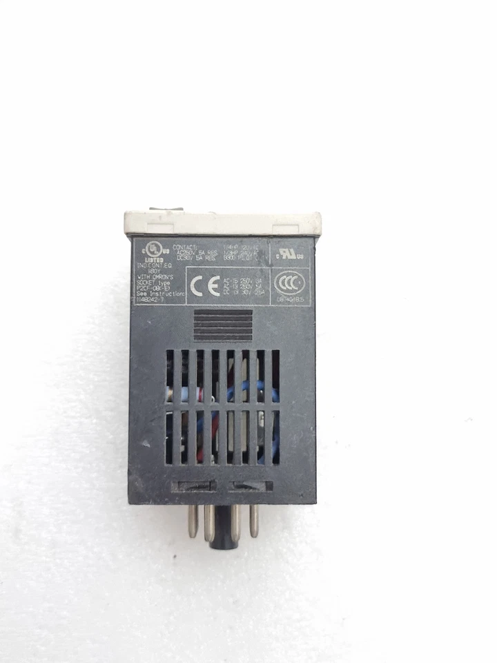 Omron H5CZ-L8ED Timer H5CZ